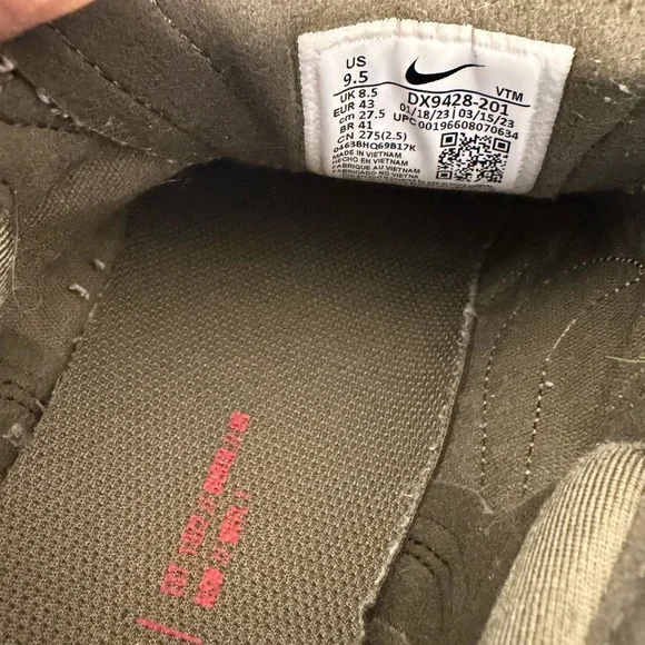 Nike Waffle One Leather Medium Olive Size 9.5 - Picture 6 of 16